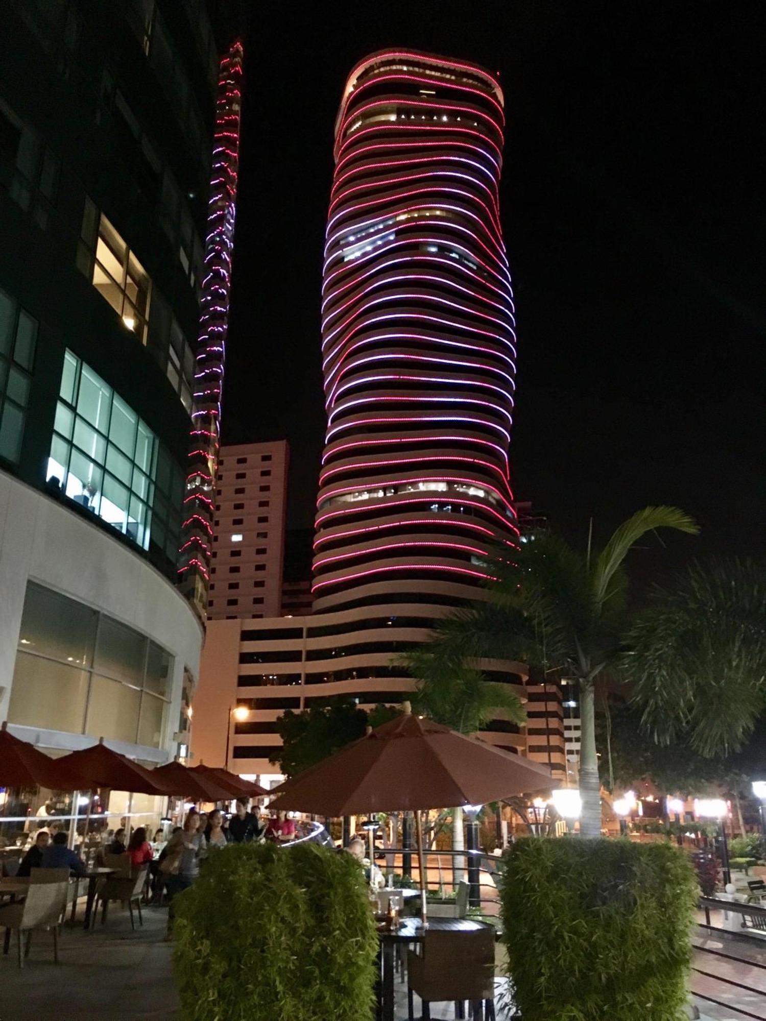 Luxury Suites River Front Guayaquil Exterior photo